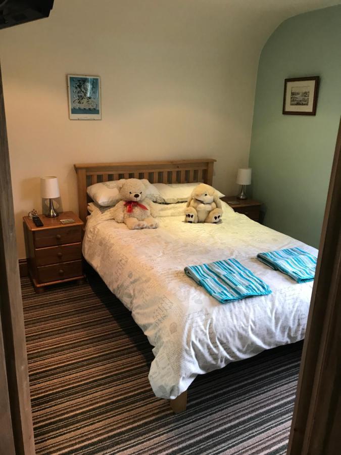 Manor Farm Bed And Breakfast Бъкстън Екстериор снимка