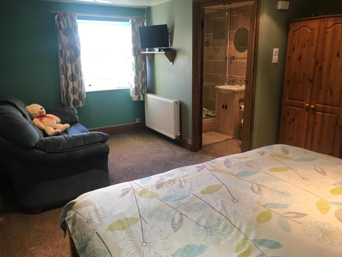 Manor Farm Bed And Breakfast Бъкстън Екстериор снимка