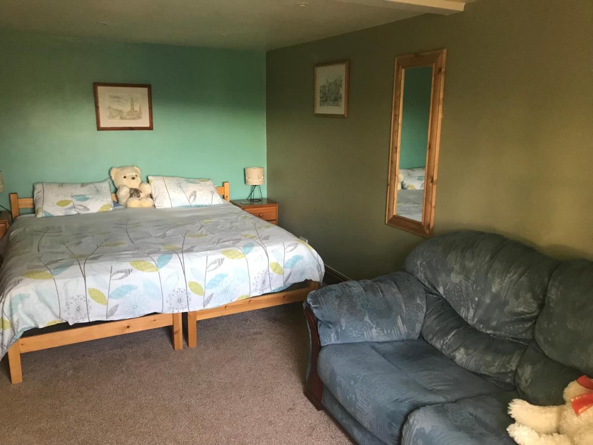 Manor Farm Bed And Breakfast Бъкстън Екстериор снимка